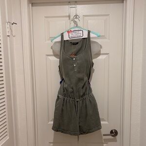 Elle Olive Green Sleeveless Romper